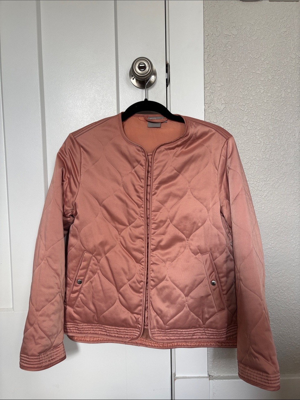 Quilted Crewneck Jacket in Dusty Rose